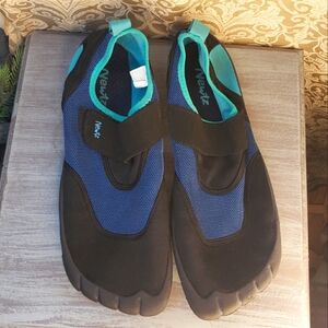 Newtz Water Shoes Mens Size 13-14 (sy2)